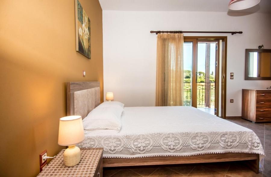 Villa Irida Afrato Extérieur photo