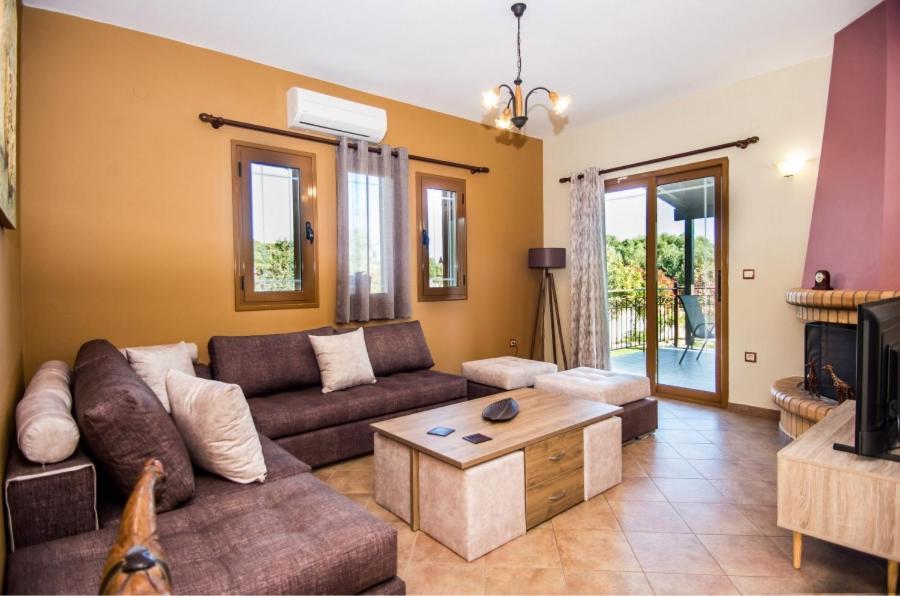 Villa Irida Afrato Extérieur photo